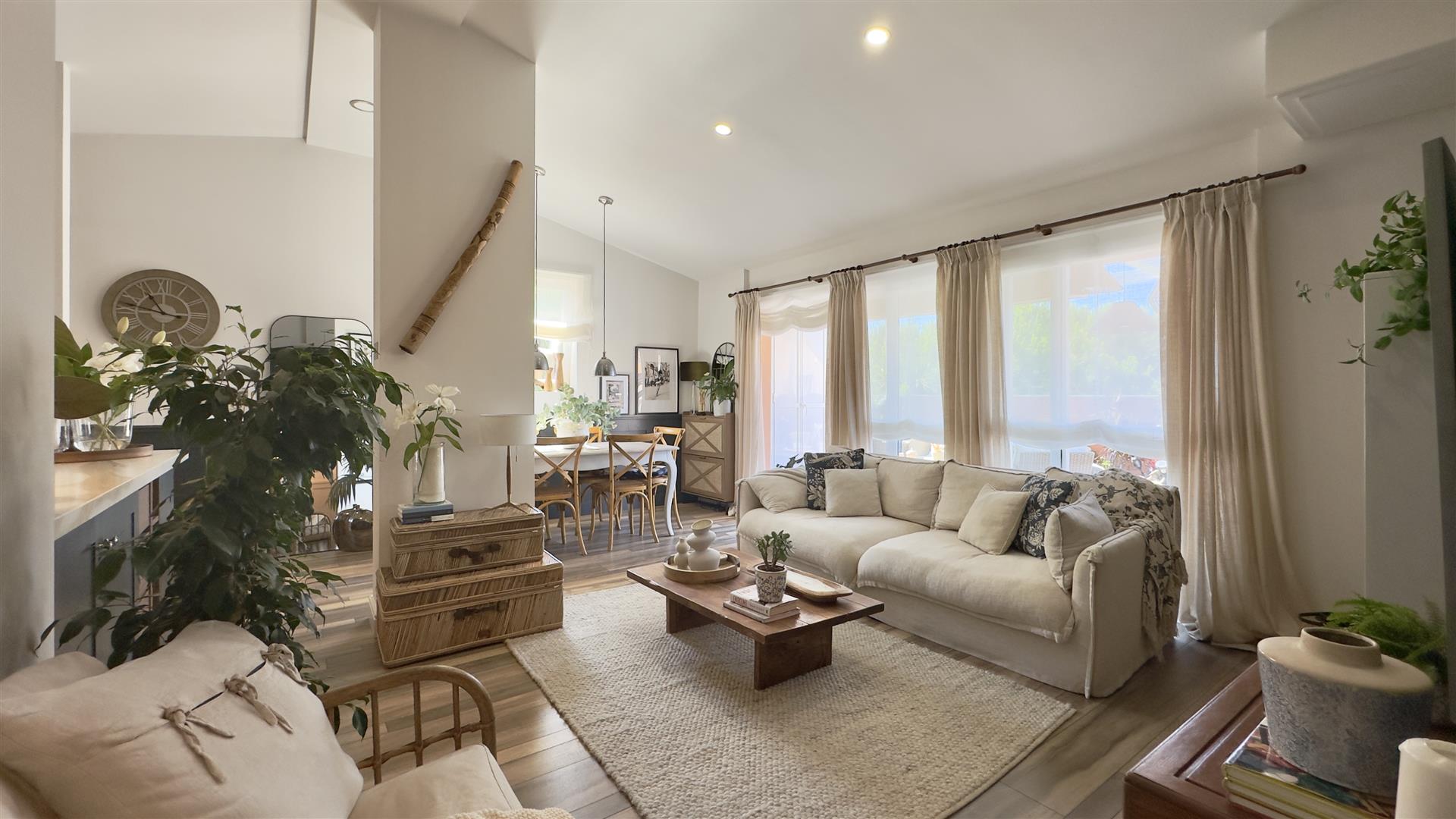  Image of Apartment - 2 Bedrooms - 1 Bathrooms for Sale in Elliot's Battery-Gibraltar, Image 10